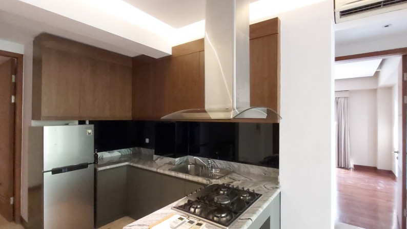 Apartemen di Daksa Residence, Kebayoran Baru, Semi Furnished, unit sudah direnovasi, dekat SCBD, 2 BR