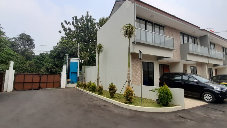  Rumah Baru  dalam Cluster Terbesar di Kebagusan Jakarta Selatan