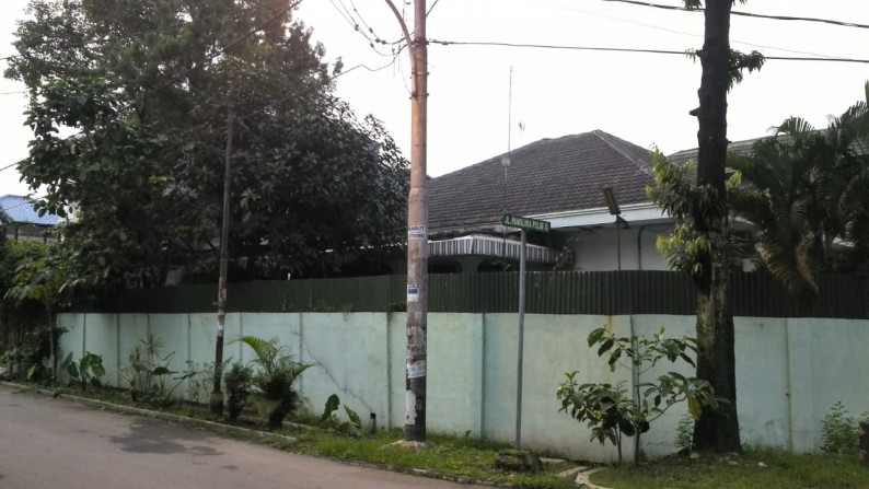 Rumah Hoek Di Panglima Polim, Jakarta Selatan