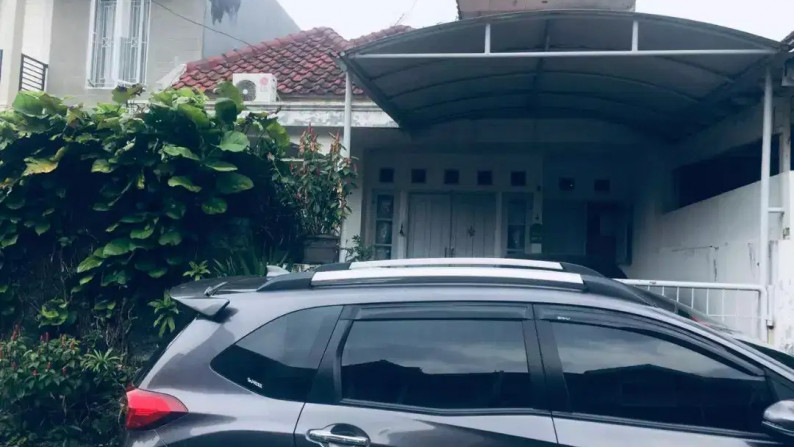 Rumah Cantik, Lokasi Strategis Di Cinere