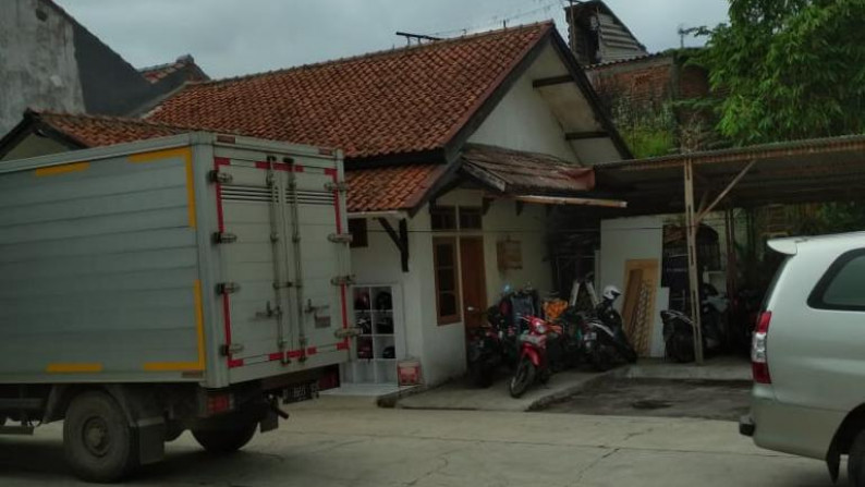 Ruang Usaha 2 lantai dekat pintu toll Kopo