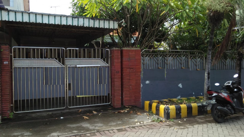 Rumah Tunggorono Tidar Surabaya