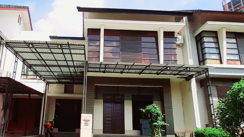 Rumah Cantiq Minimalis Luas 146m Harga 85Jt/Thn nego di Emerald Residence Bintaro Jaya