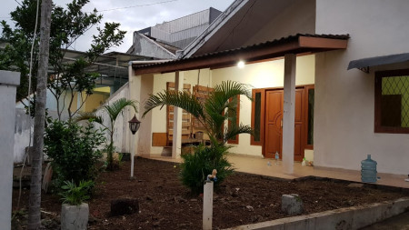 Rumah dijual di daerah Baranangsiang Indah Bogor *0004-CHRHEN*