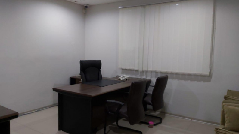 Ruko dijual di Taman Meruya Plaza, Kembangan *0012-CHRJOH*