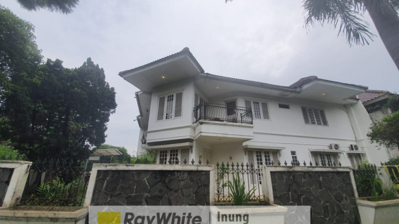 Dijual Rumah Asri Komplek Strategis Bukit Cinere Indah