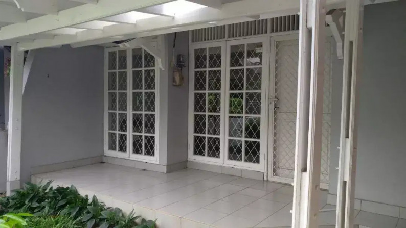 Rumah Dalam Komplek Siap Huni Di Cilandak