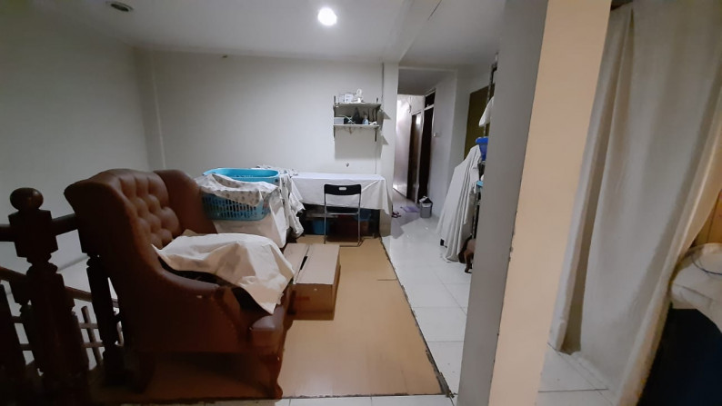 Dijual Rumah Bagus Di Jl Danau Aras, Ben Hill Jakarta