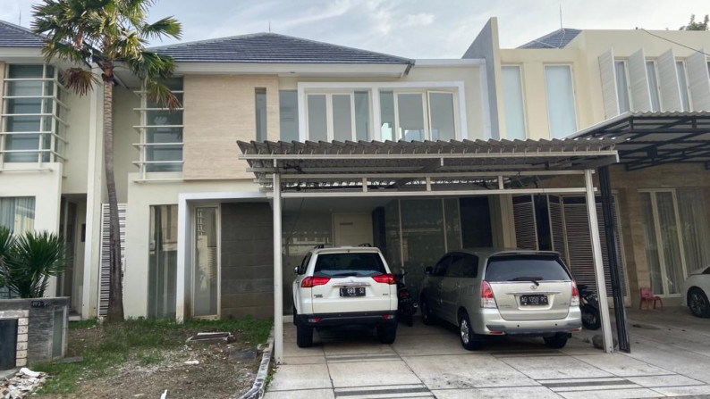 Dijual Rumah Baru Gress baru direnovasi di Pakuwon Indah Cluster Mansion