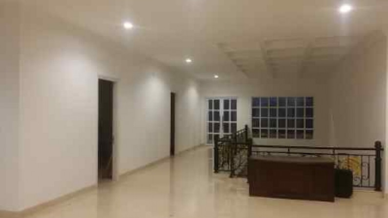 Dijual Rumah Mewah Di Cluster Buana Sutera, Alam Sutera Tangerang