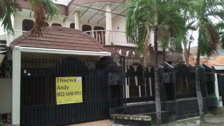 Rumah Ciamik tengah kota jalan Ogan