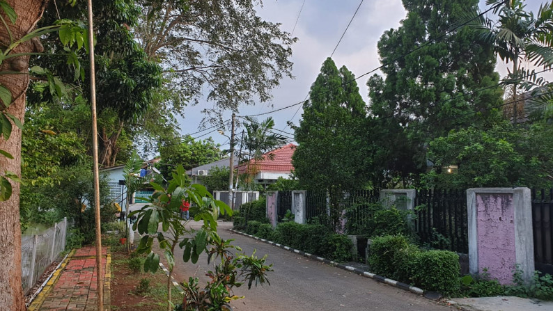 Dijual Rumah Bagus Di Bukit Nusa Indah, Ciputat Tangerang Selatan