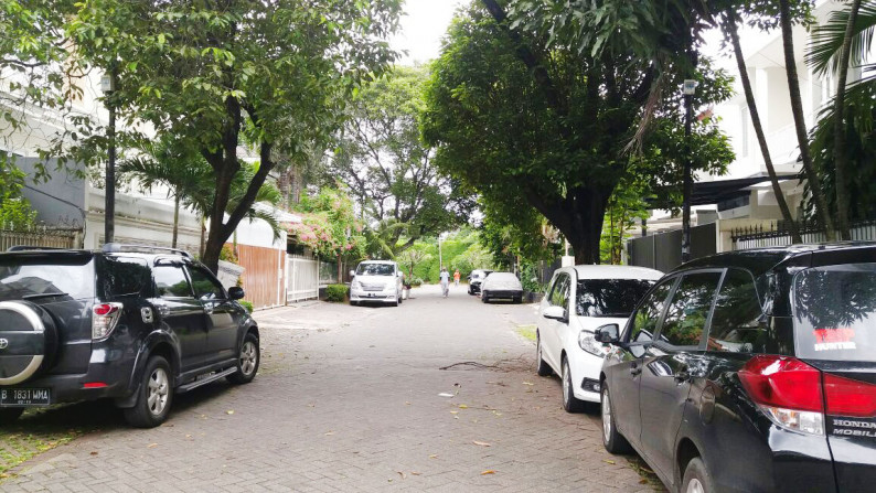 Dijual Rumah Bagus Di Jl Pinang Merah, Pondok Indah DKI Jakarta