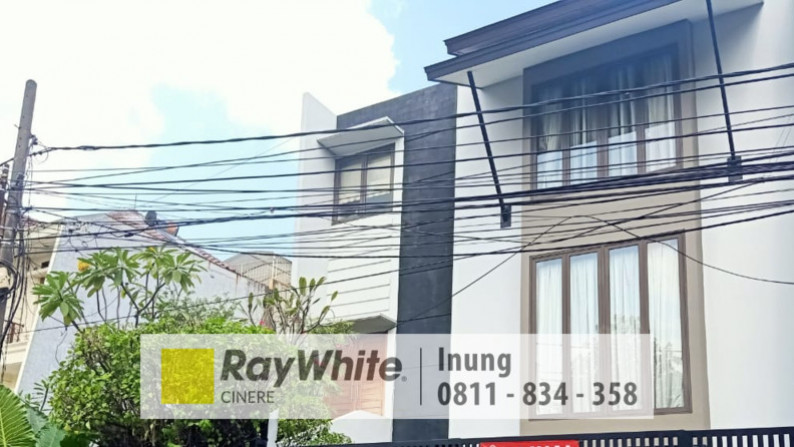 Rumah Cantik Modern Minimalis di Pondok Indah