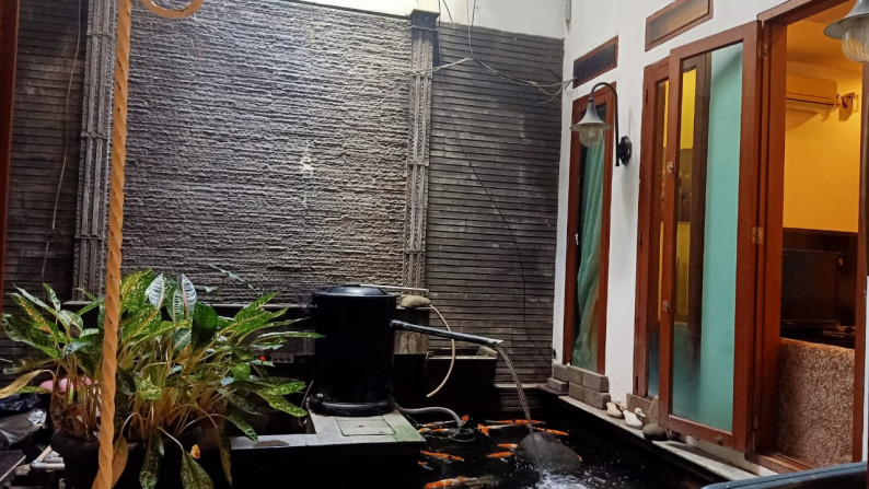 Rumah Super Cantik di Radio Dalam