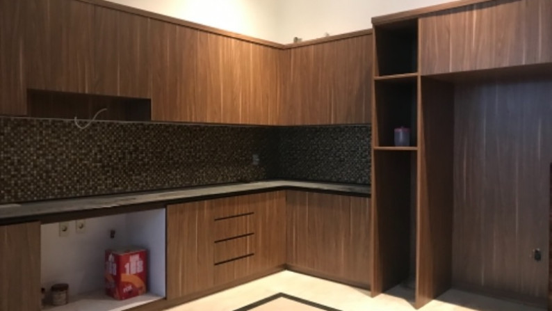 Rumah Semi Furnished di Pondok Indah, Jakarta Selatan