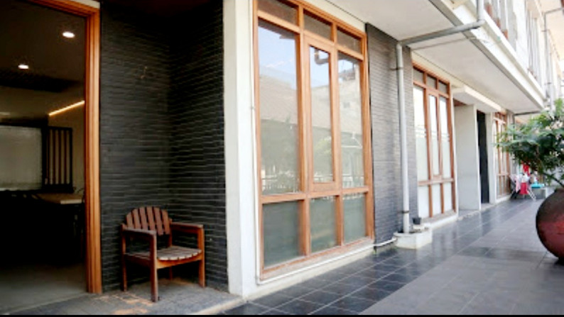 Dijual Ruko 3 Lantai di Istana Pasteur Bandung