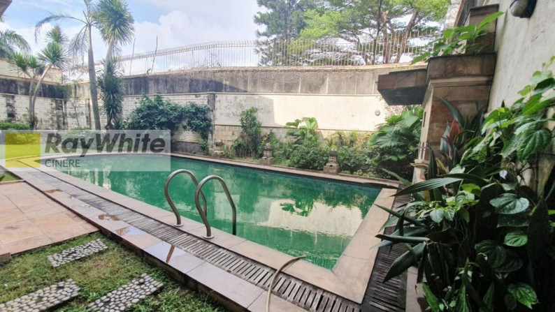 Rumah Cantik Siap Huni Mediteranian Style Dan Cluster di Kemang