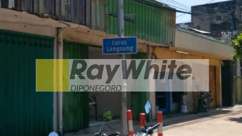 Ruko Dharmawangsa Surabaya Nol jalan raya