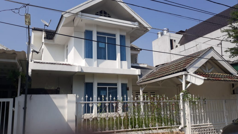 Rumah Kawasan Strategis, Dekat STAN Bintaro, dan Hunian Nyaman @Puter, Bintaro