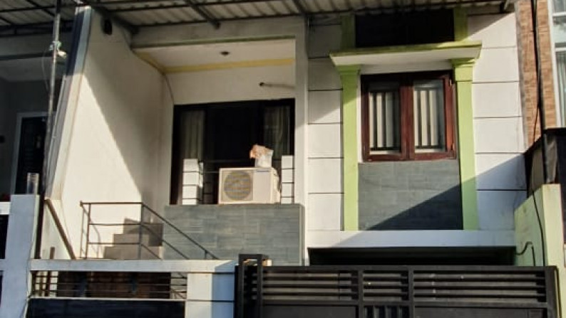 Rumah dijual di Komp. Duta Square, Wijaya Kusuma, Jakarta Baratt.