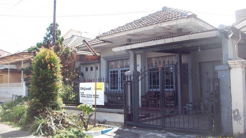 Jual Rumah Layak Huni, Terawat, Row Jalan Lebar + Paving - LIA -