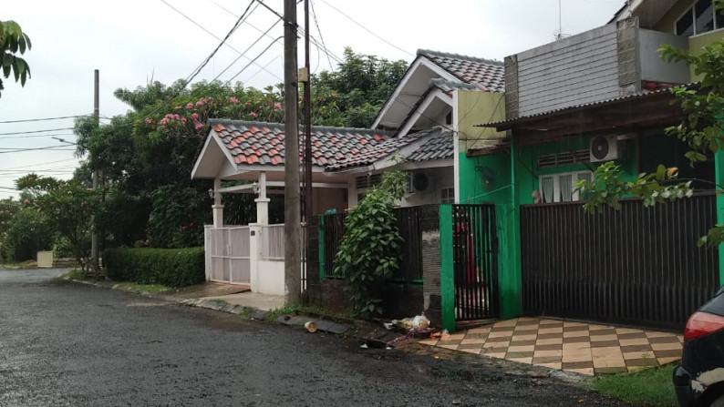 Dijual murah Rumah di Graha Raya dengan harga jual menarik