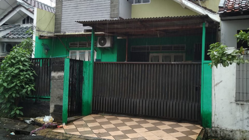 Dijual murah Rumah di Graha Raya dengan harga jual menarik