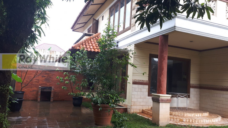 Rumah asri design mediteranian style di Lebak Bulus Jakarta Selatan