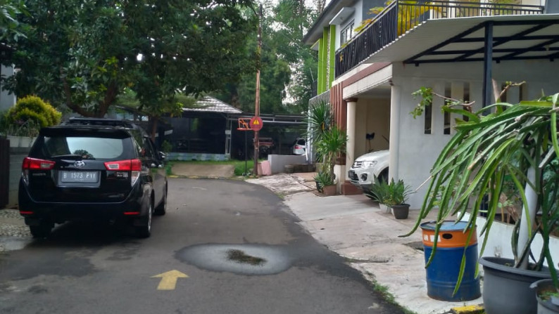 Dijual super murah Rumah di Graha Raya dengan harga jual bagus