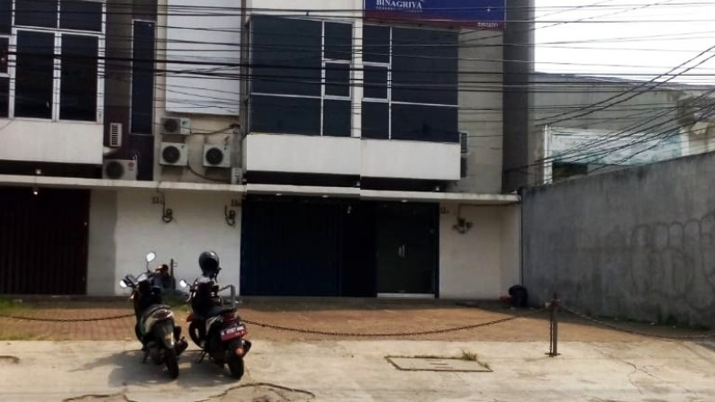 Disewakan ruko di jl veteran raya bintaro