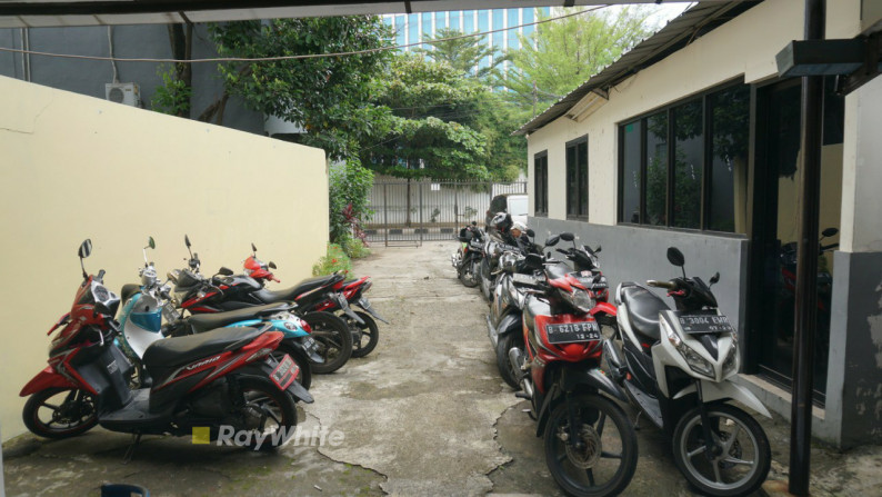 Gedung Kantor Di Lokasi Bagus, Harga Nego Di Tanjung Barat