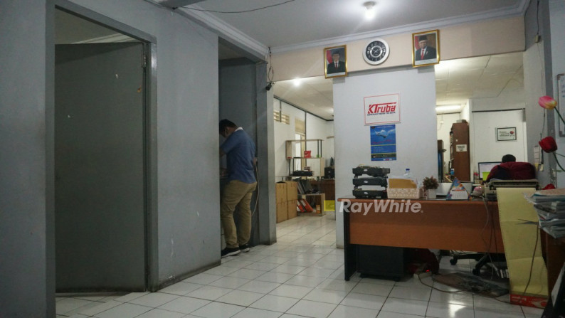 Gedung Kantor Di Lokasi Bagus, Harga Nego Di Tanjung Barat