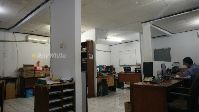 Gedung Kantor Di Lokasi Bagus, Harga Nego Di Tanjung Barat