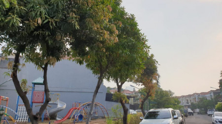 Tanah Dijual Pelangi Biru, Gading Residence, Luas 195m2