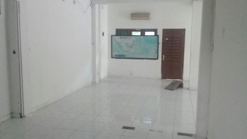 RUKO 3 LANTAI DI JL MATARAM, DEKAT MALIOBORRO, YOGYAKARTA