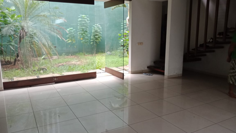 Dijual cepat Rumah bagus Green Garden