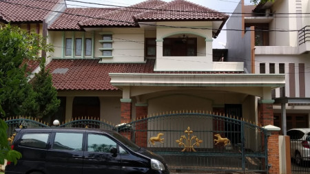 Dijual Rumah Bagus Di Kemang Pratama, Jakarta Selatan