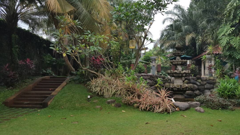 Rumah MEWAH, Halaman Besar, dan Hunian Asri @Puri Bintaro