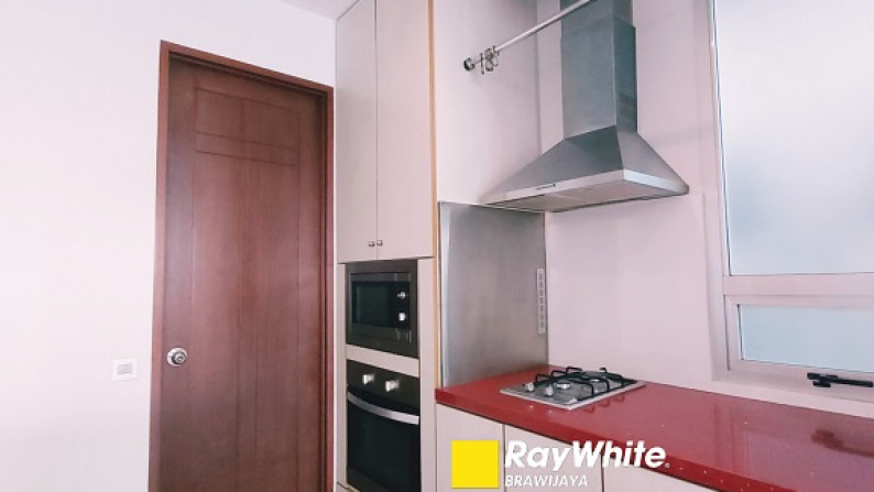 Apartemen di Kemang Village, Tower Tiffany, Siap Huni, Private Lift, Semi Furnished, 4 Bedrooms