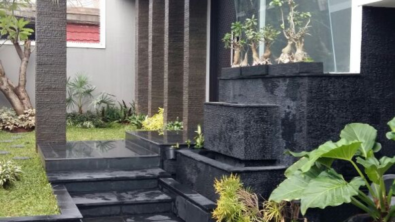 Rumah Minimalis Daerah Kemang Bebas Banjir, Jakarta Selatan...