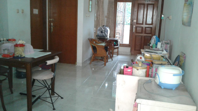 Rumah dijual di Cirendeu, Ciputat