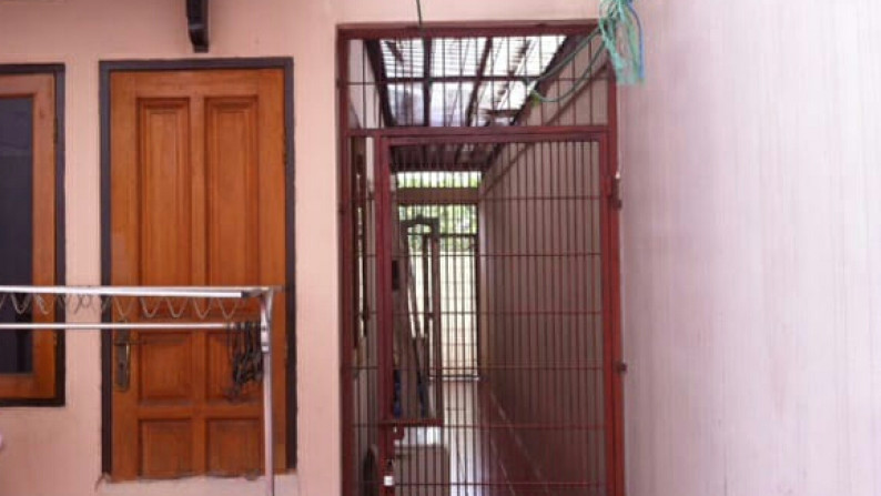 Rumah dijual di Cirendeu, Ciputat