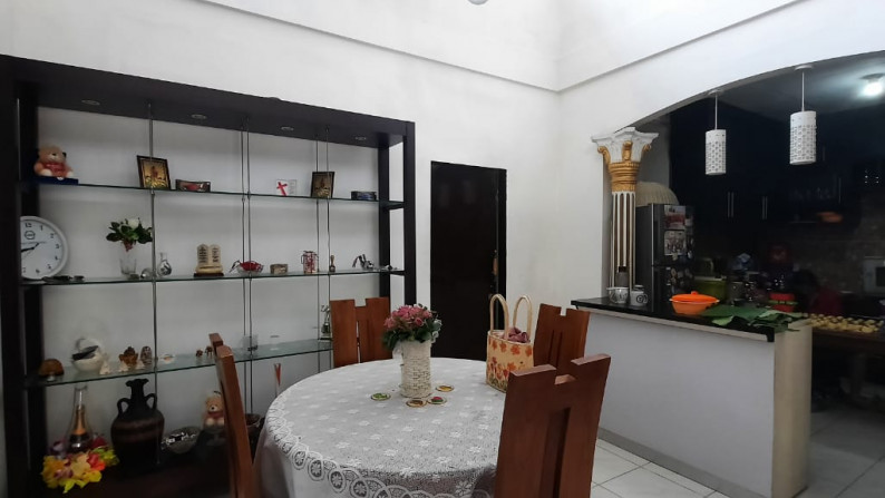 Rumah Minimalis di Graha Gretta, Bintaro