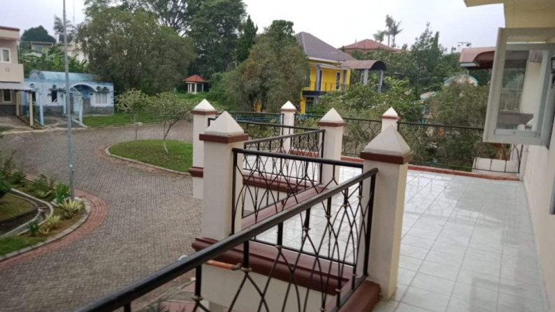 Rumah dijual di Kota Bunga, Puncak