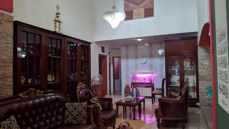 Dijual Rumah Bagus Di Jl H Sinen, Ragunan Jakarta Selatan