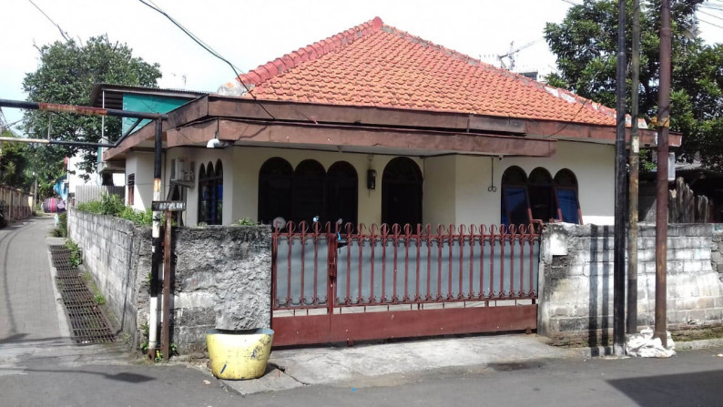 Rumah Hitung Tanah, Lokasi Strategis Dikawasan Pasar Minggu, Jak Sel