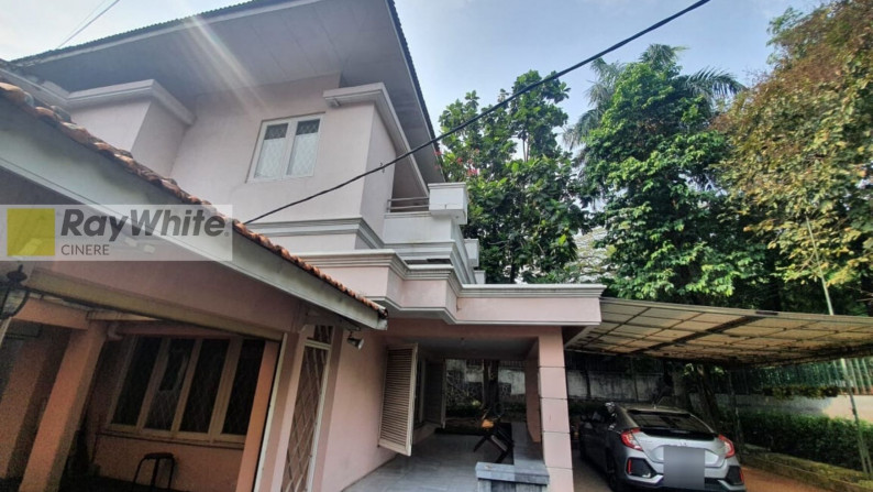 Rumah cantik dan terawat di Kebayoran Baru