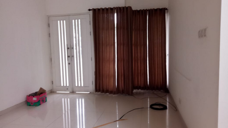 Dijual Royal residen Wiyung