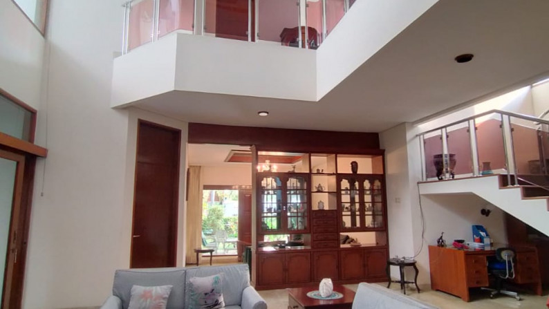 Rumah Super Asri di Pondok Indah